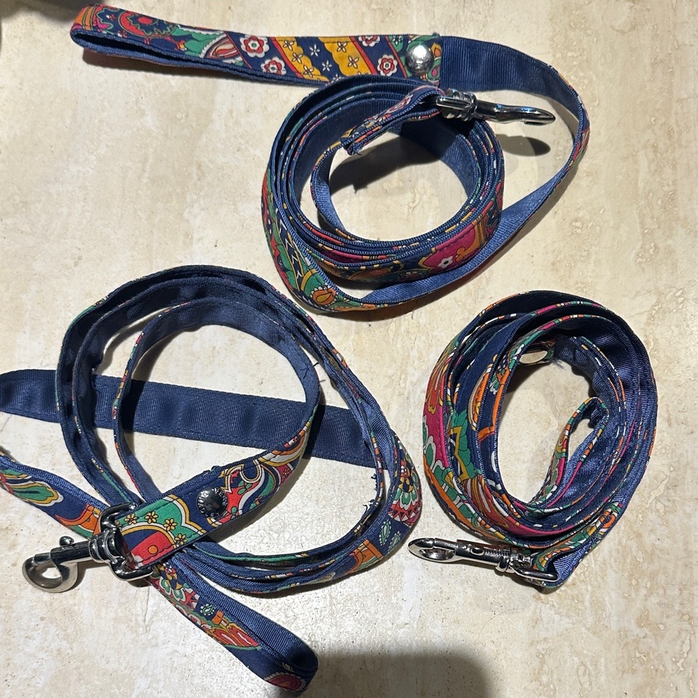 Vera Bradley Multicolor Paisley Dog Leash 25 each